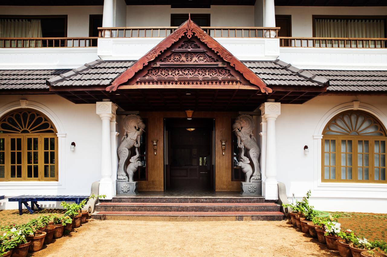Sea View Resort-& Spa Cherai Cherai Beach Exterior foto